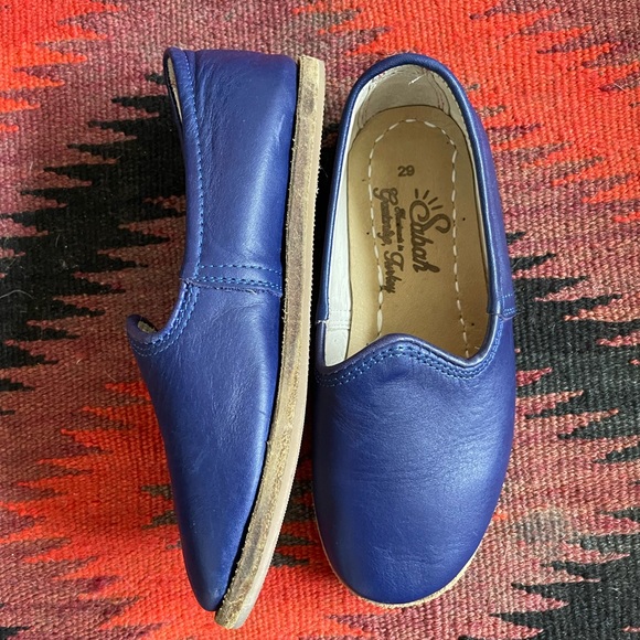 Kid’s Sabah Shoes US size 11.5 - Picture 1 of 3